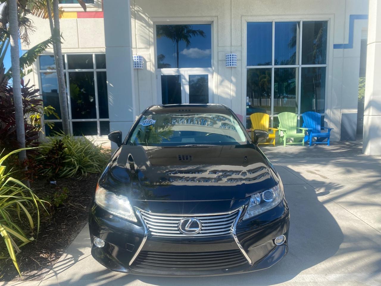 2013 Lexus ES 350 4dr Sdn LOW MILES 17,959 1 OWNER Pompano Beach FL