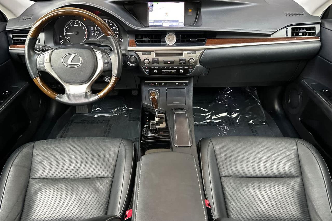 2013 Lexus ES 350 4dr Sdn