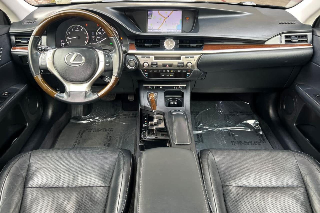2013 Lexus ES 350 4dr Sdn