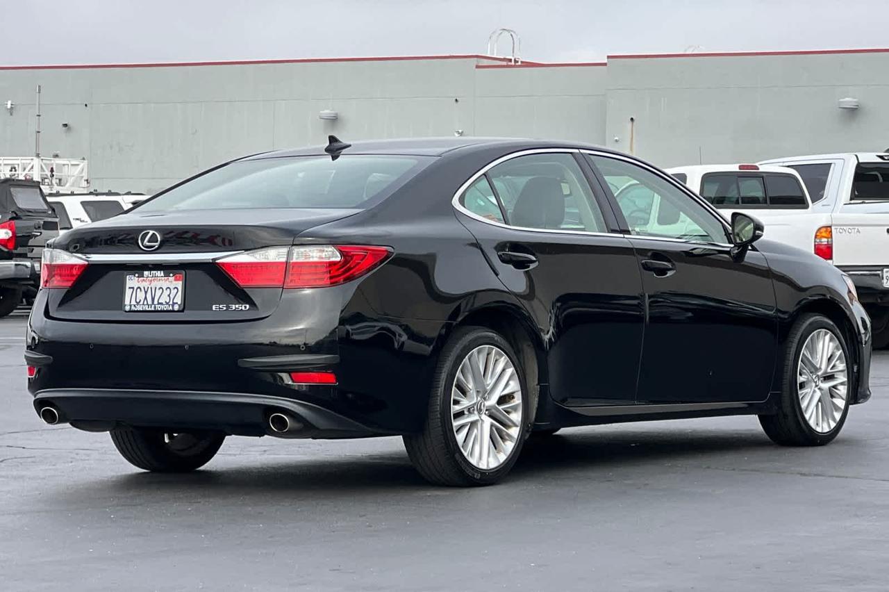 2013 Lexus ES 350 4dr Sdn