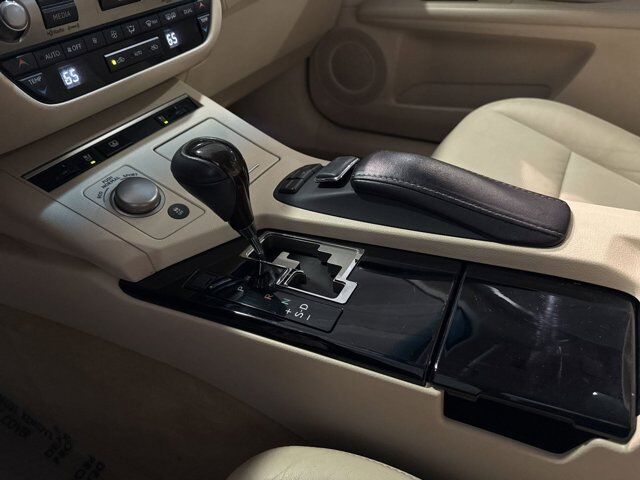 2013 Lexus ES 350 4dr Sdn San Antonio TX