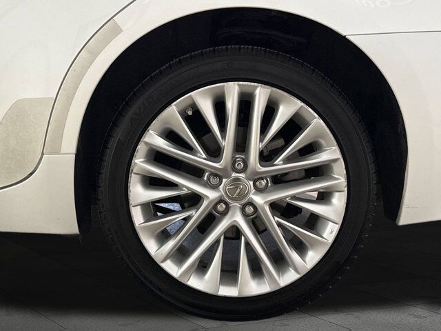 2013 Lexus ES 350 4dr Sdn San Antonio TX