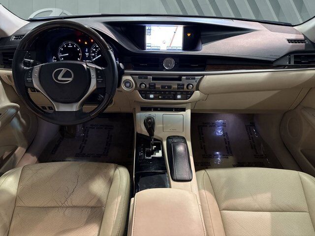 2013 Lexus ES 350 4dr Sdn San Antonio TX