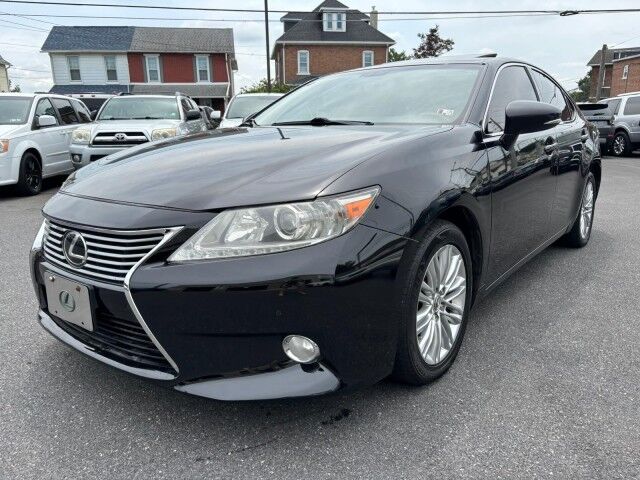 2013 Lexus ES 350 4dr Sdn Whitehall PA