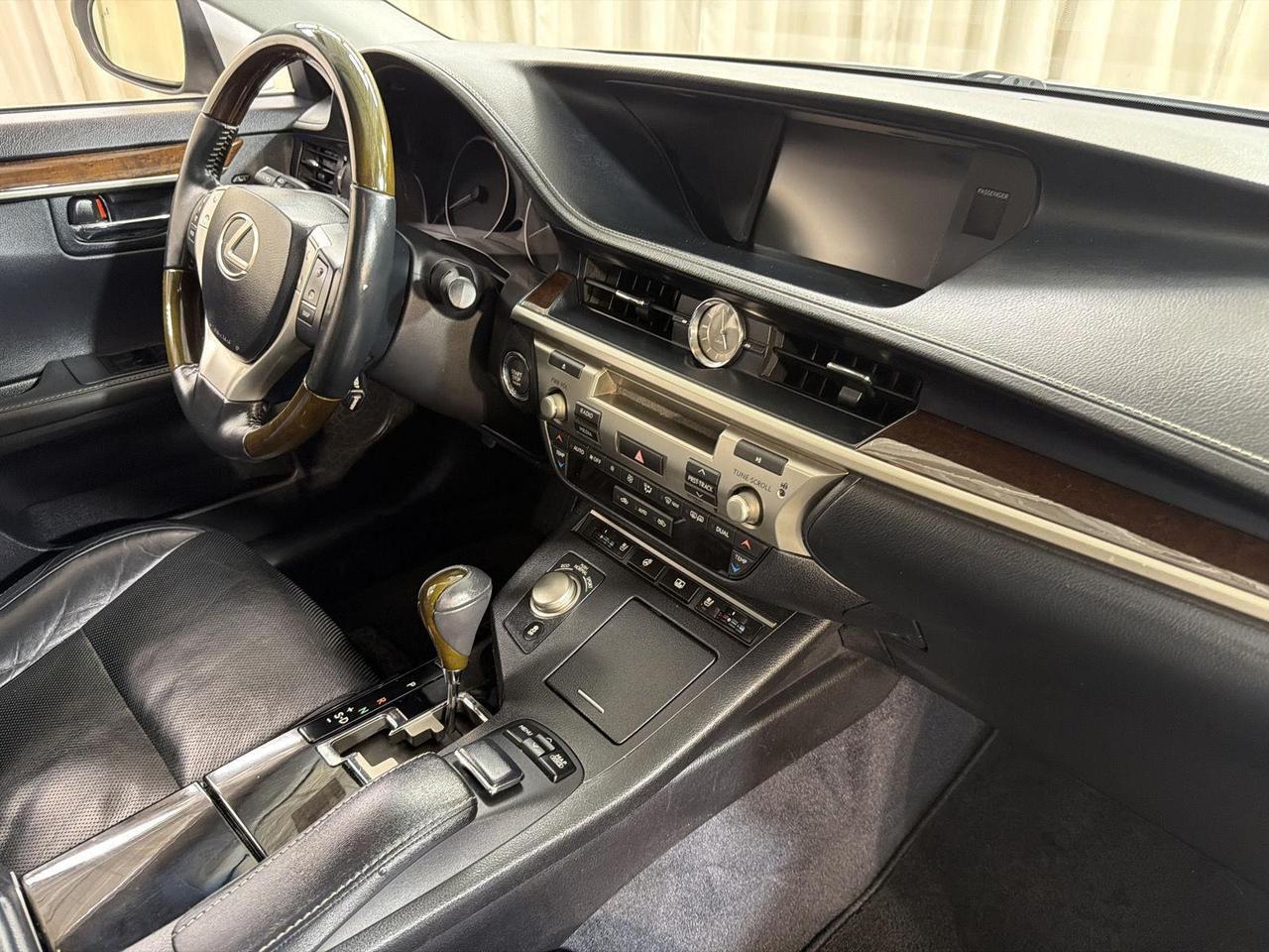 2013 Lexus ES 350 4dr Sdn Annapolis MD