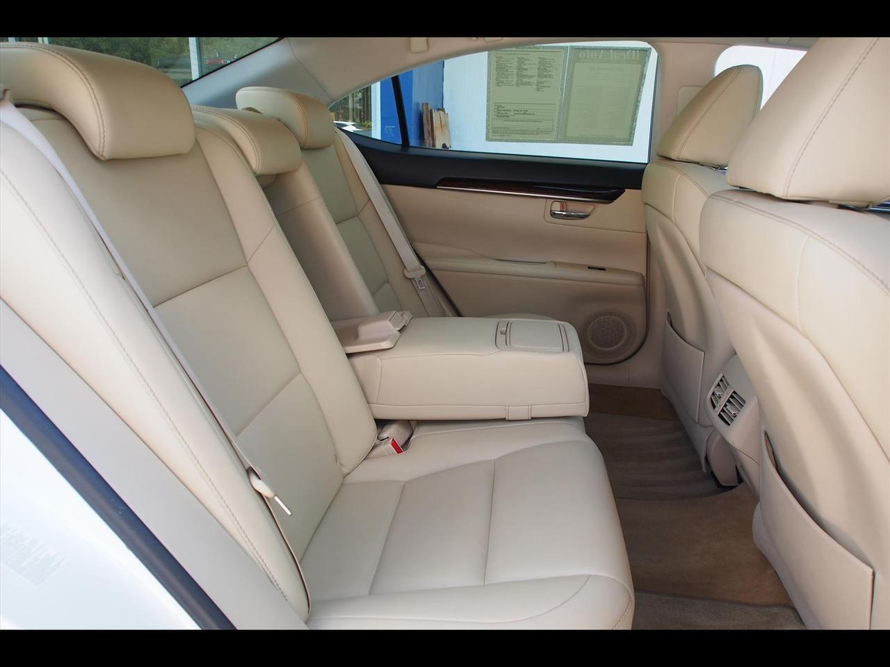 2013 Lexus ES 350 Base