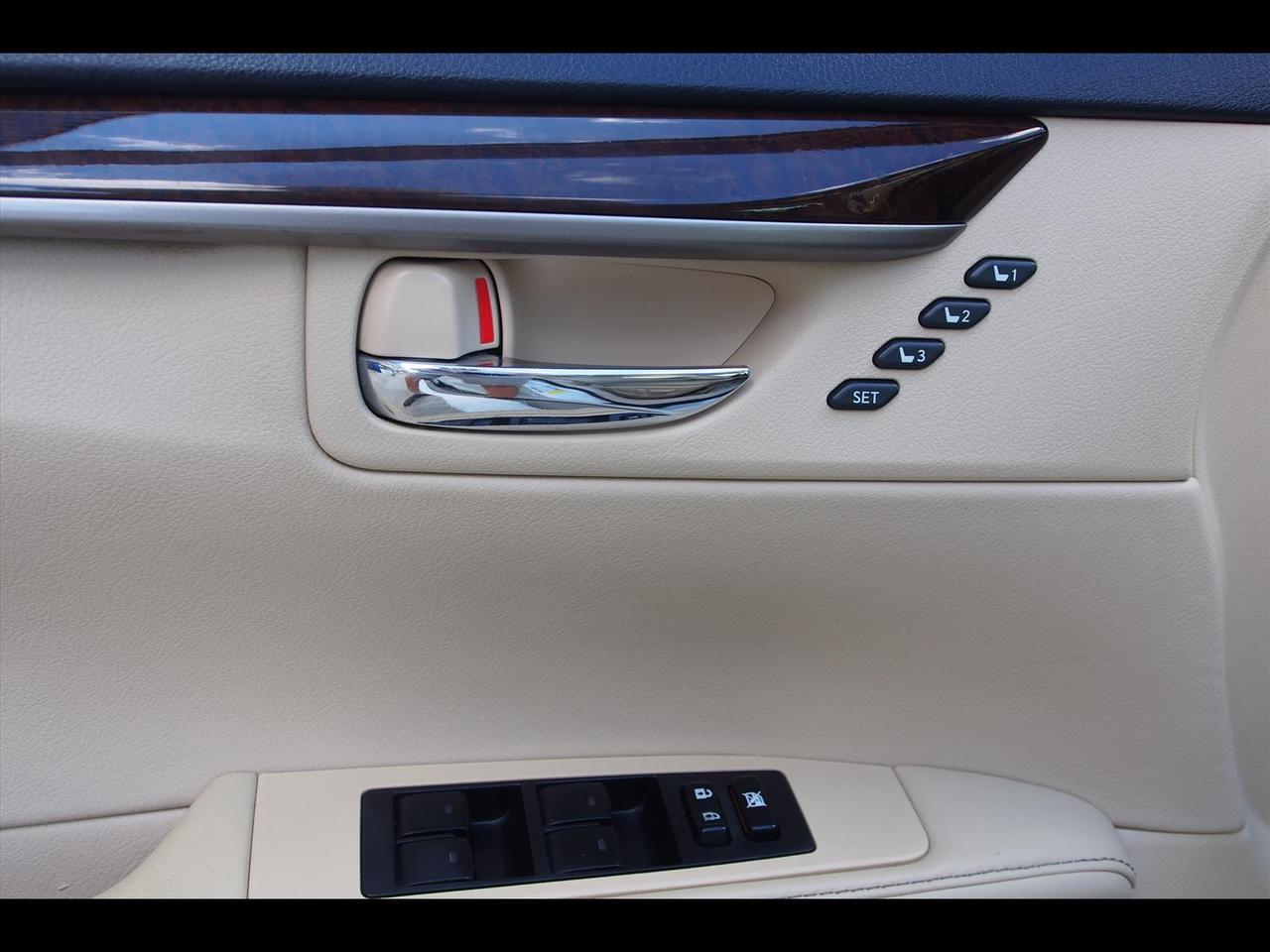 2013 Lexus ES 350 Base