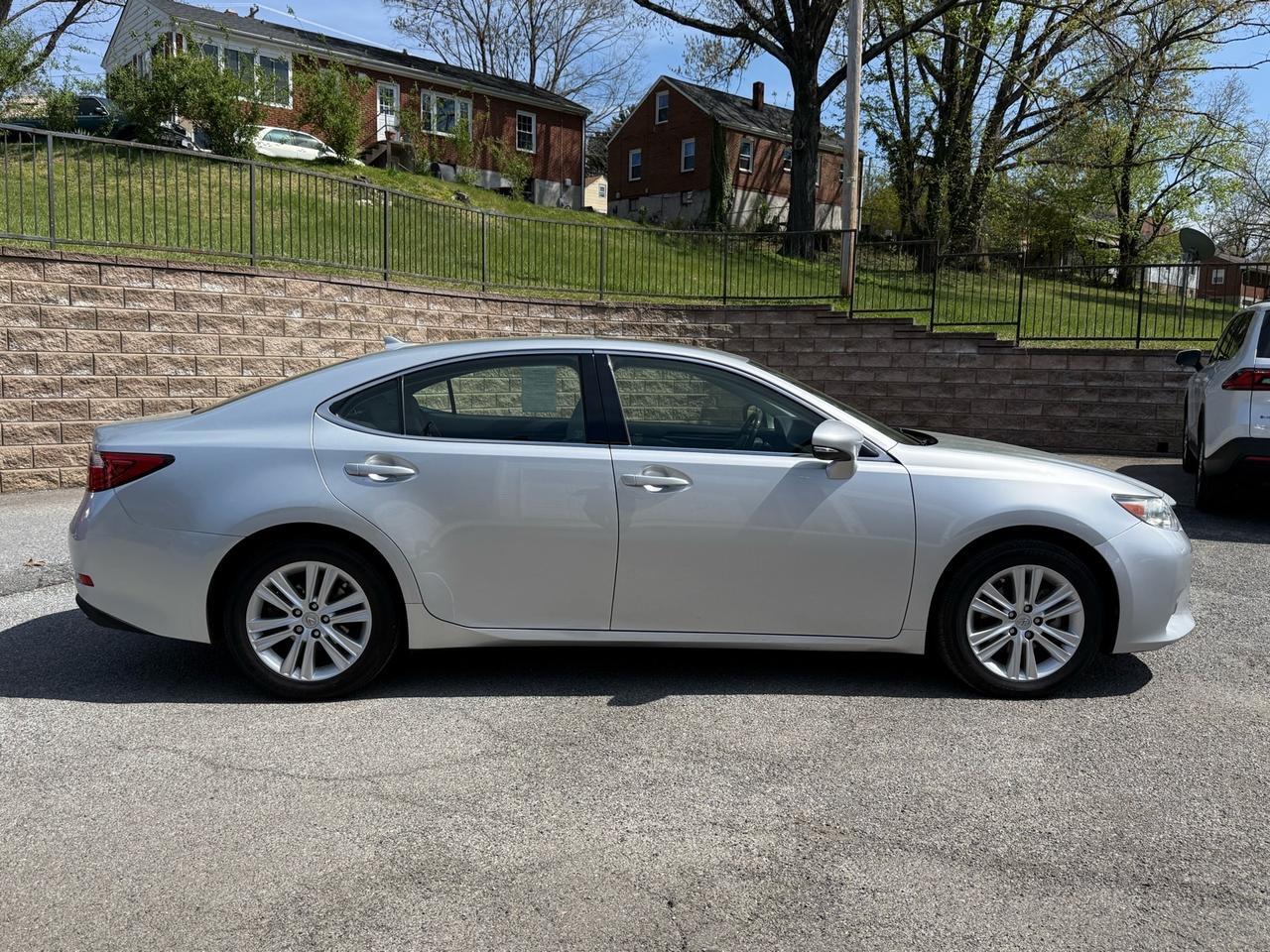 2013 Lexus ES 350 Base