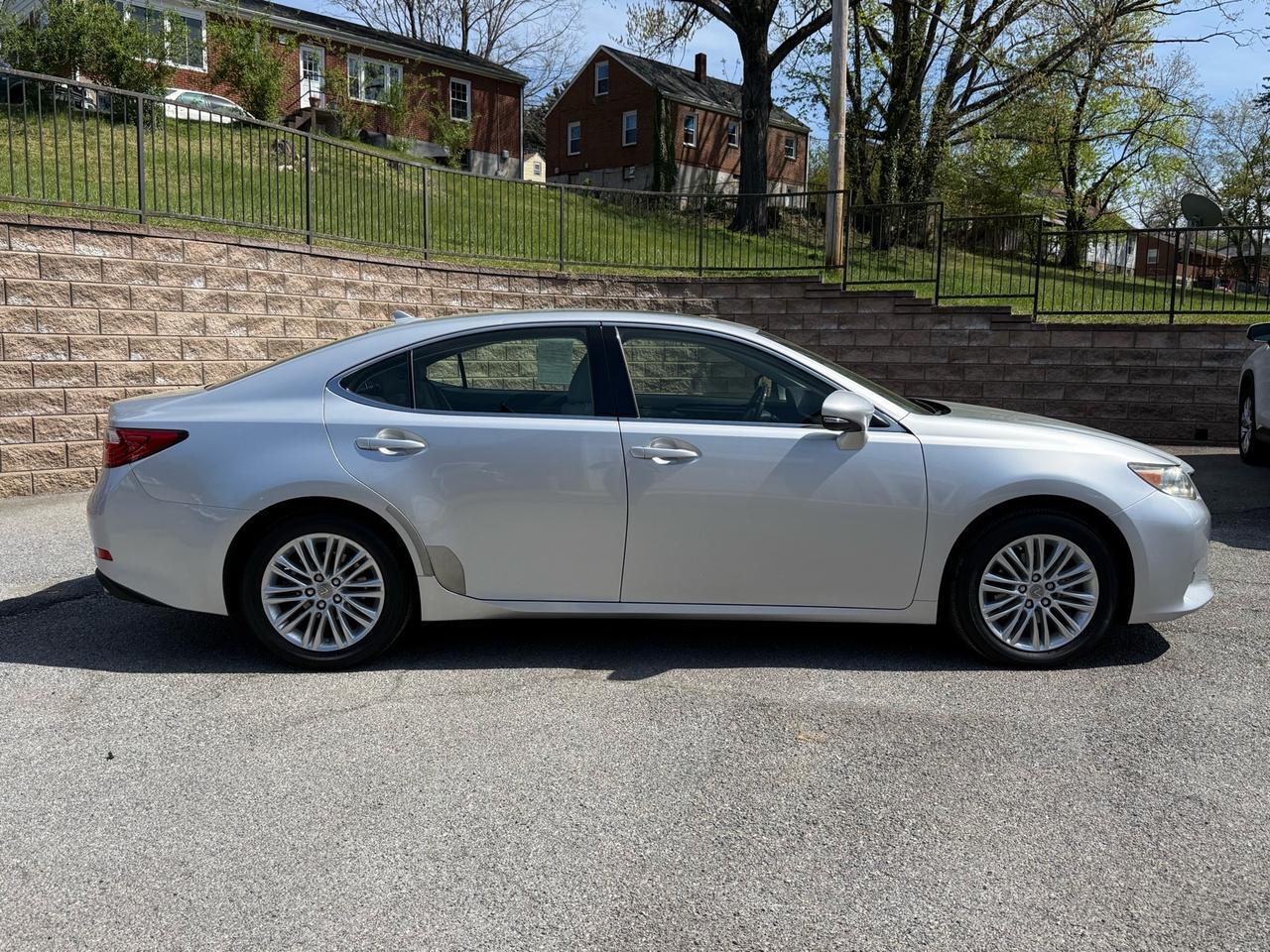 2013 Lexus ES 350 Base