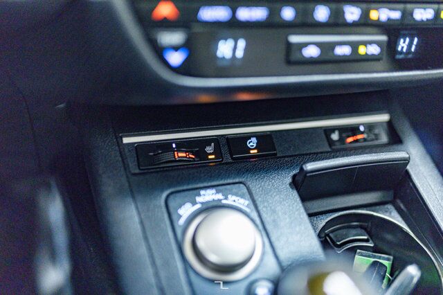 2013 Lexus ES 350 Premium Edition Leather Roof BCam Red Deer AB