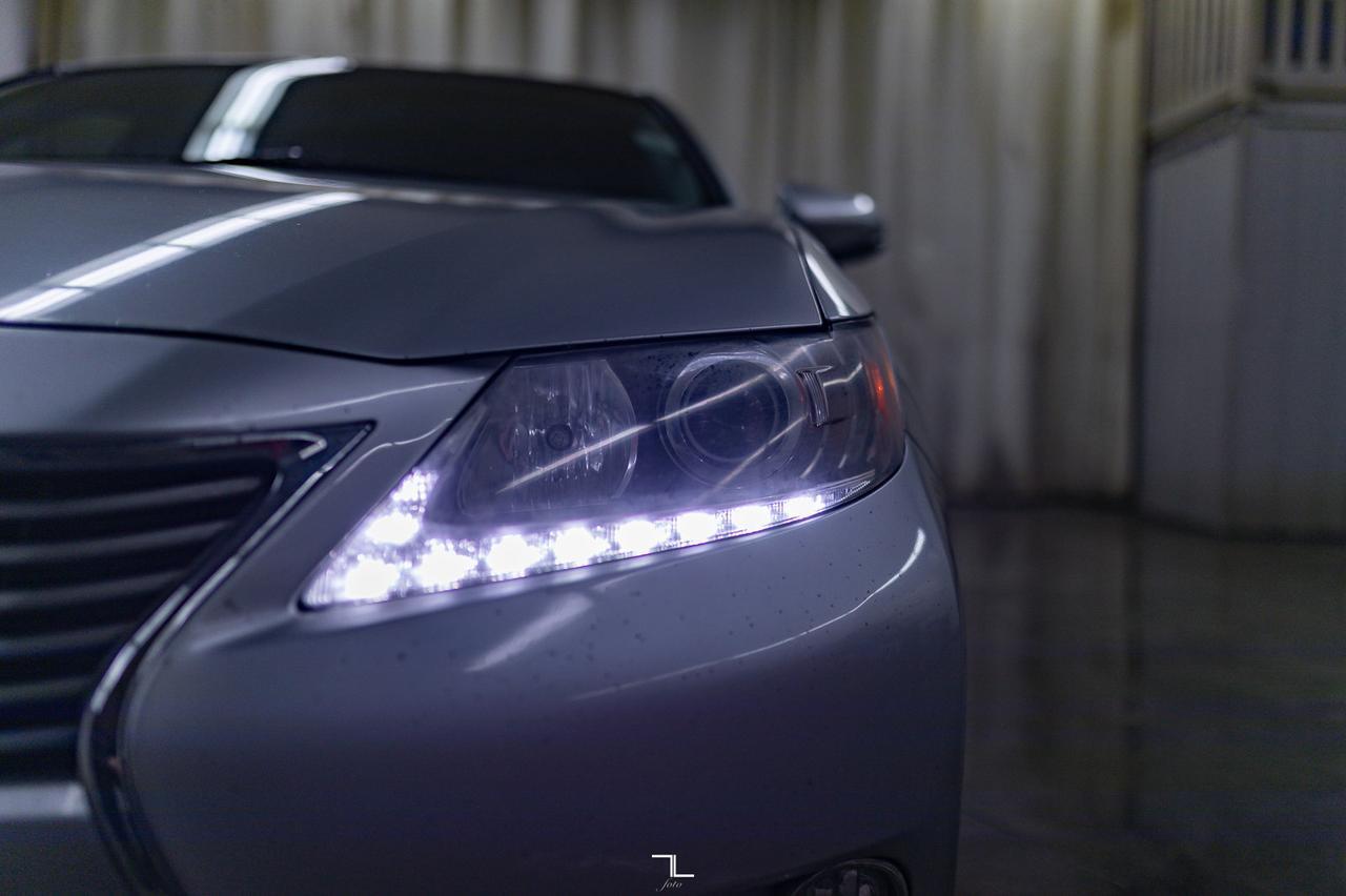 2013 Lexus ES 350 Premium Edition Leather Roof BCam Red Deer AB