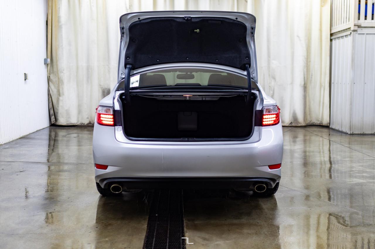 2013 Lexus ES 350 Premium Edition Leather Roof BCam Red Deer AB