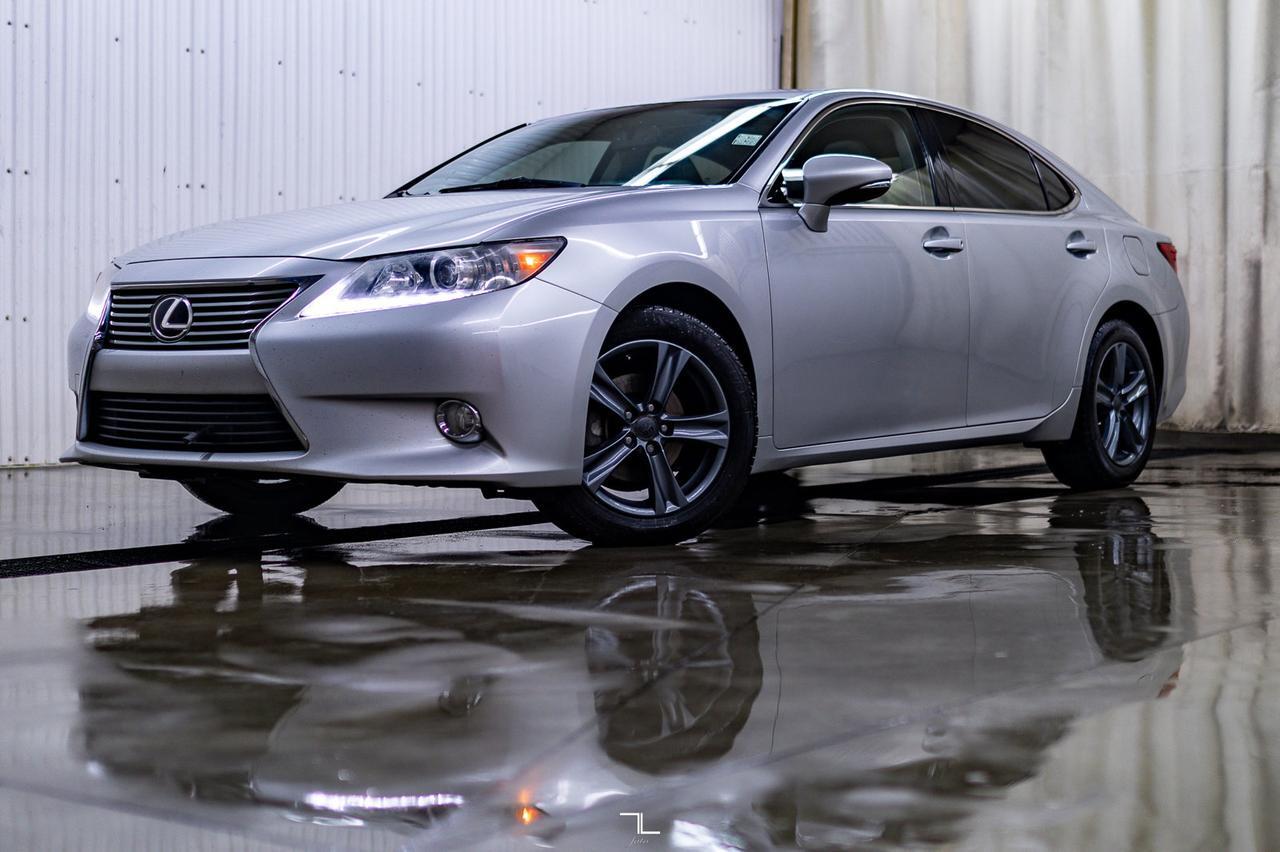 2013 Lexus ES 350 Premium Edition Leather Roof BCam Red Deer AB