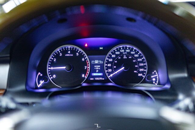 2013 Lexus ES 350 Premium Edition Leather Roof BCam Red Deer AB