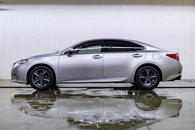 2013 Lexus ES 350 Premium Edition Leather Roof BCam Red Deer AB