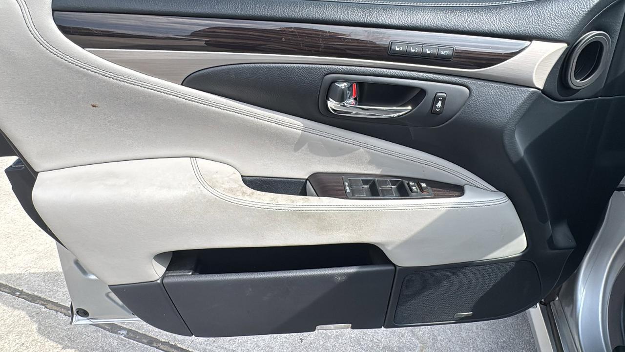 2013 Lexus LS 460 L  Selma TX