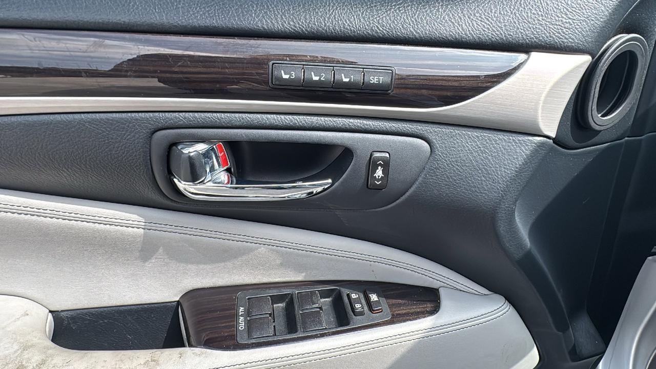 2013 Lexus LS 460 L  Selma TX