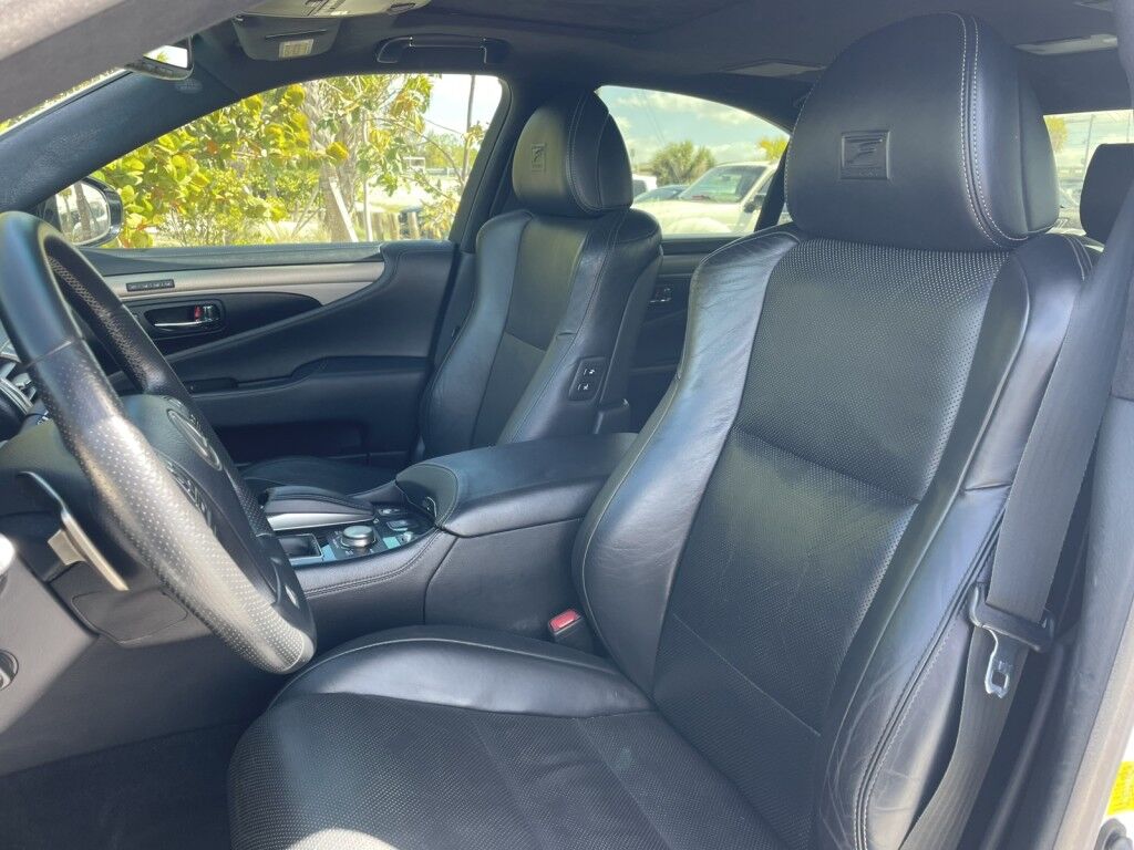 2013 Lexus LS 460 V8~SUNROOF~COOLED/HEATED FRONT SEATS~NAVIGATION~ONLINE FINANCE A