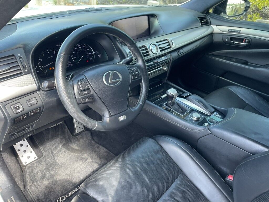 2013 Lexus LS 460 V8~SUNROOF~COOLED/HEATED FRONT SEATS~NAVIGATION~ONLINE FINANCE A Sarasota FL