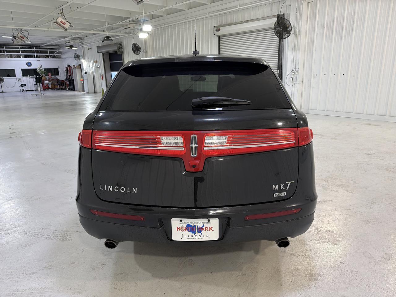 2013 Lincoln MKT Livery San Antonio TX