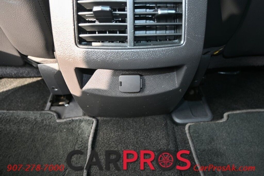 2013 Lincoln MKX - AWD - Premium & Elite Pkg - Auto Start - Power Leather Heated Seats - Driver Memory Seat - Heated Steering - Adaptive Cruise & Blind Spot Alert - Panoramic Sunroof- Back up Camera - 2nd Row Heated Seats - Power Liftgate - Engine Block Heater Anchorage AK