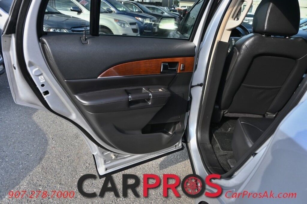 2013 Lincoln MKX AWD - Premium & Elite Pkg - Auto Start - Heated & Cooled Leather Seats - Heated Steering Wheel - Navigation - Panoramic Sunroof - THX Speakers - Adaptive Cruise Control - Blind Spot & Collision Alert - Backup Camera - Keyless Entry & Start Anchorage AK