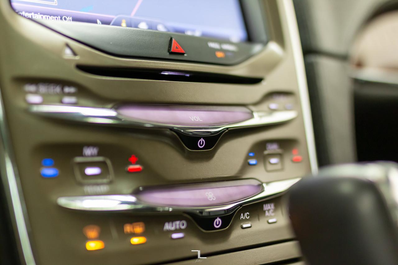 2013 Lincoln MKX AWD Limited Leather Roof Nav BCam Red Deer AB