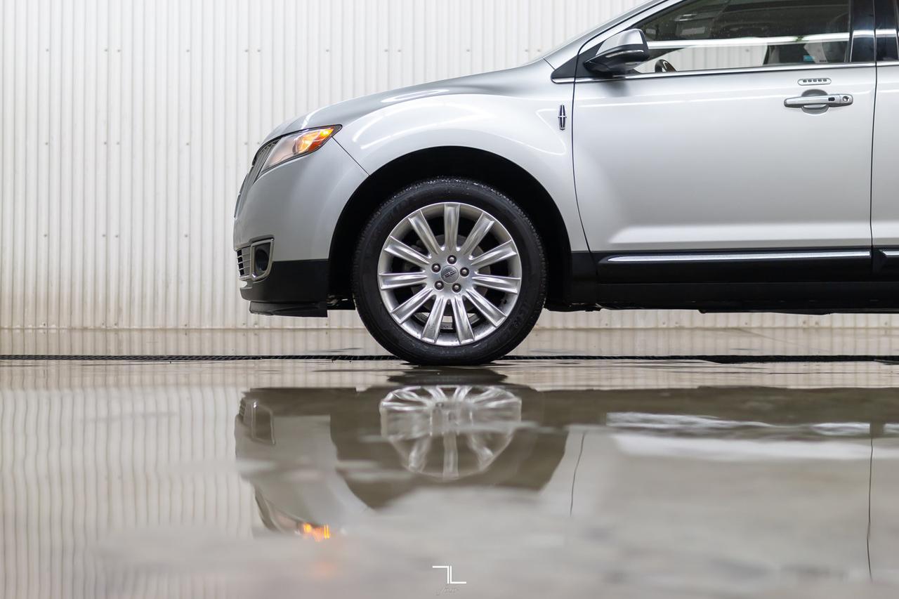 2013 Lincoln MKX AWD Limited Leather Roof Nav BCam Red Deer AB