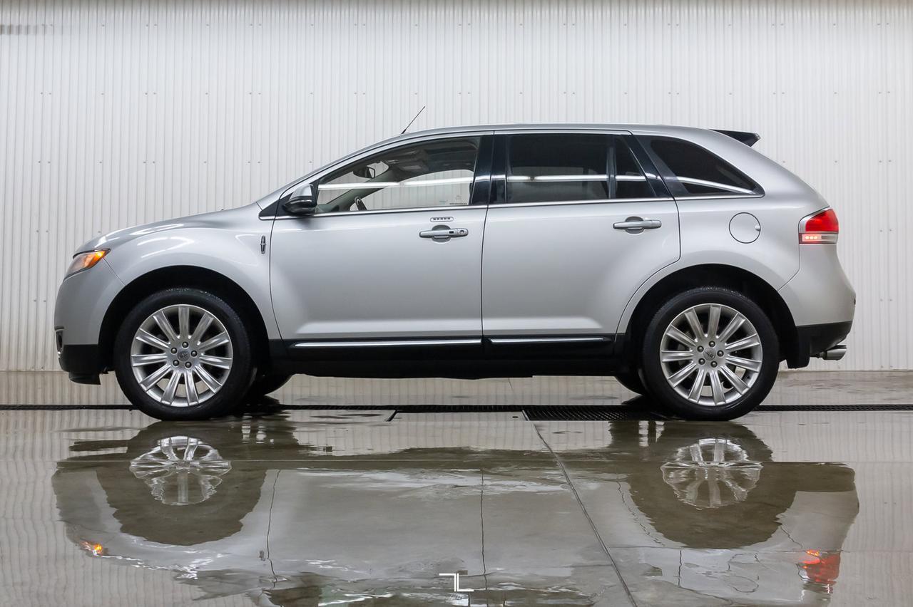 2013 Lincoln MKX AWD Limited Leather Roof Nav BCam Red Deer AB