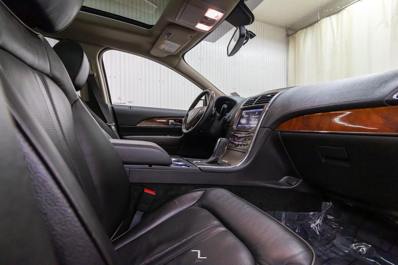 2013 Lincoln MKX AWD Limited Leather Roof Nav BCam Red Deer AB