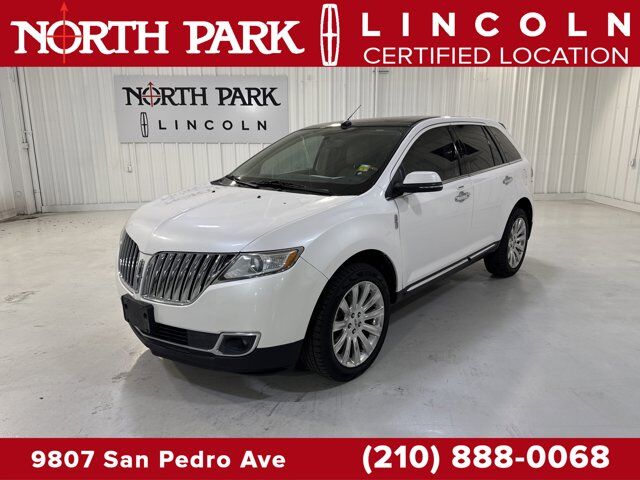 2013 Lincoln MKX Base