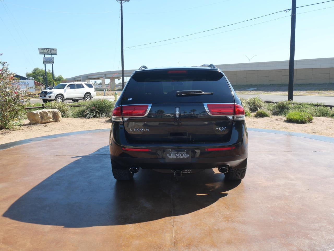 2013 Lincoln MKX Base