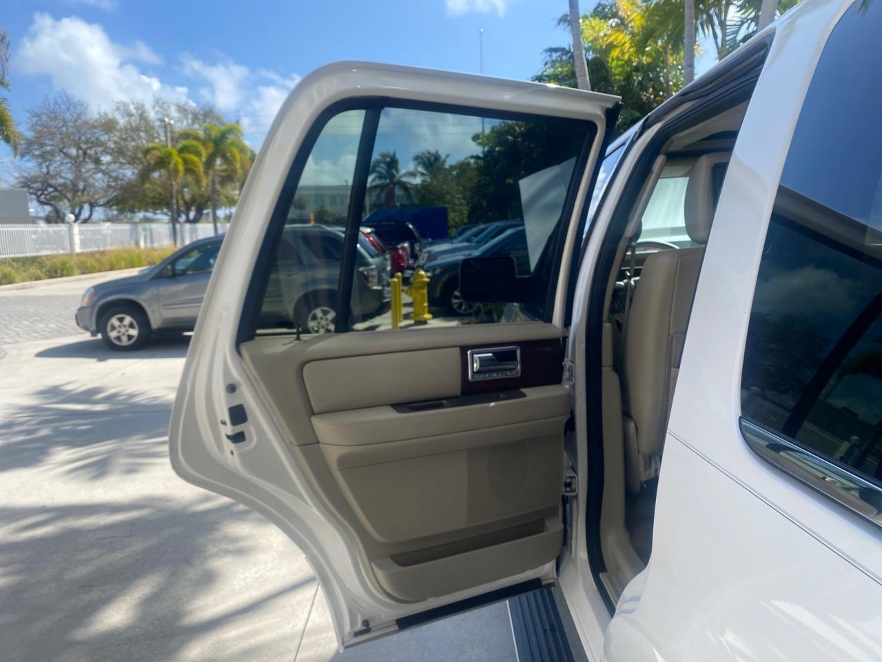 2013 Lincoln Navigator SUV LOW MILES 79,153 NAV SUNROOF Pompano Beach FL