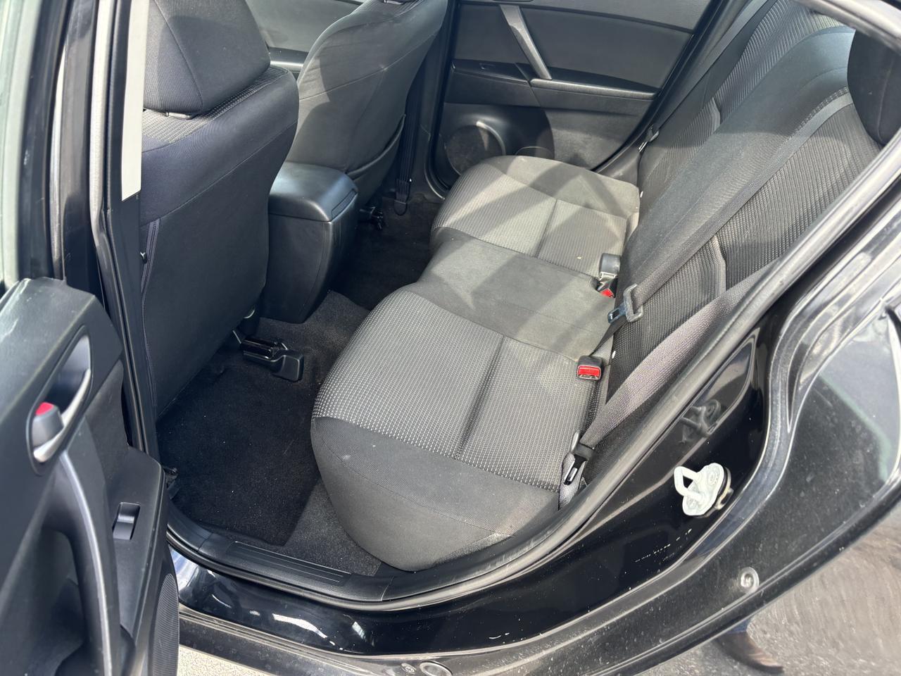 2013 MAZDA MAZDA3 i Sport Sedan 4D Aurora MO