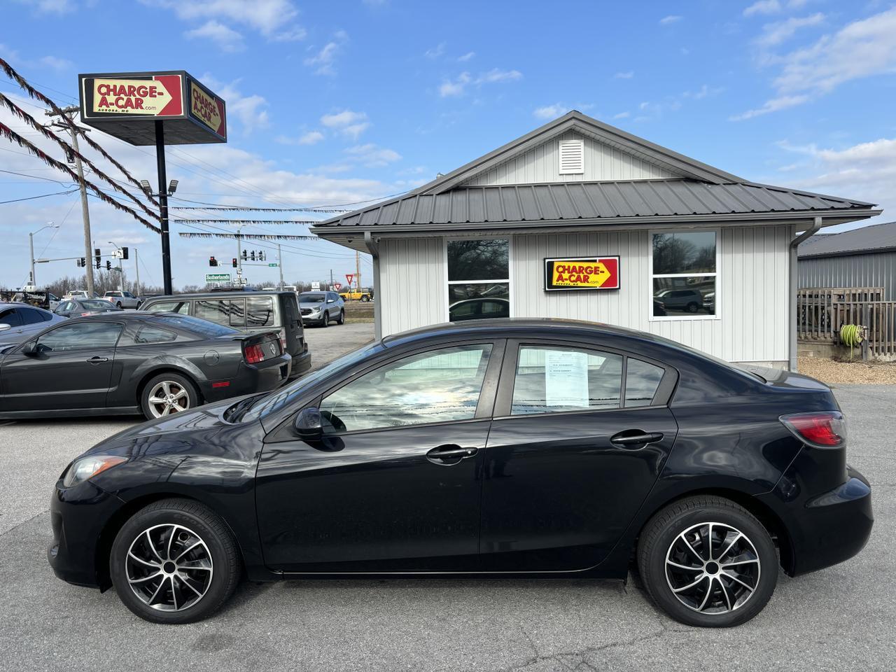 2013 MAZDA MAZDA3 i Sport Sedan 4D Aurora MO