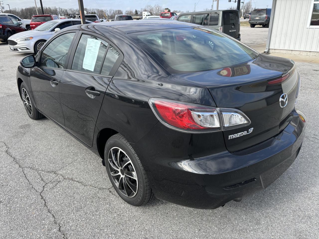 2013 MAZDA MAZDA3 i Sport Sedan 4D Aurora MO