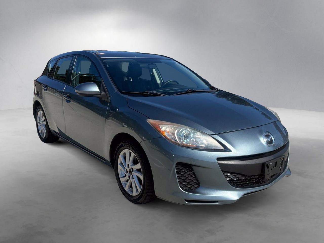 2013 MAZDA Mazda3 i Grand Touring