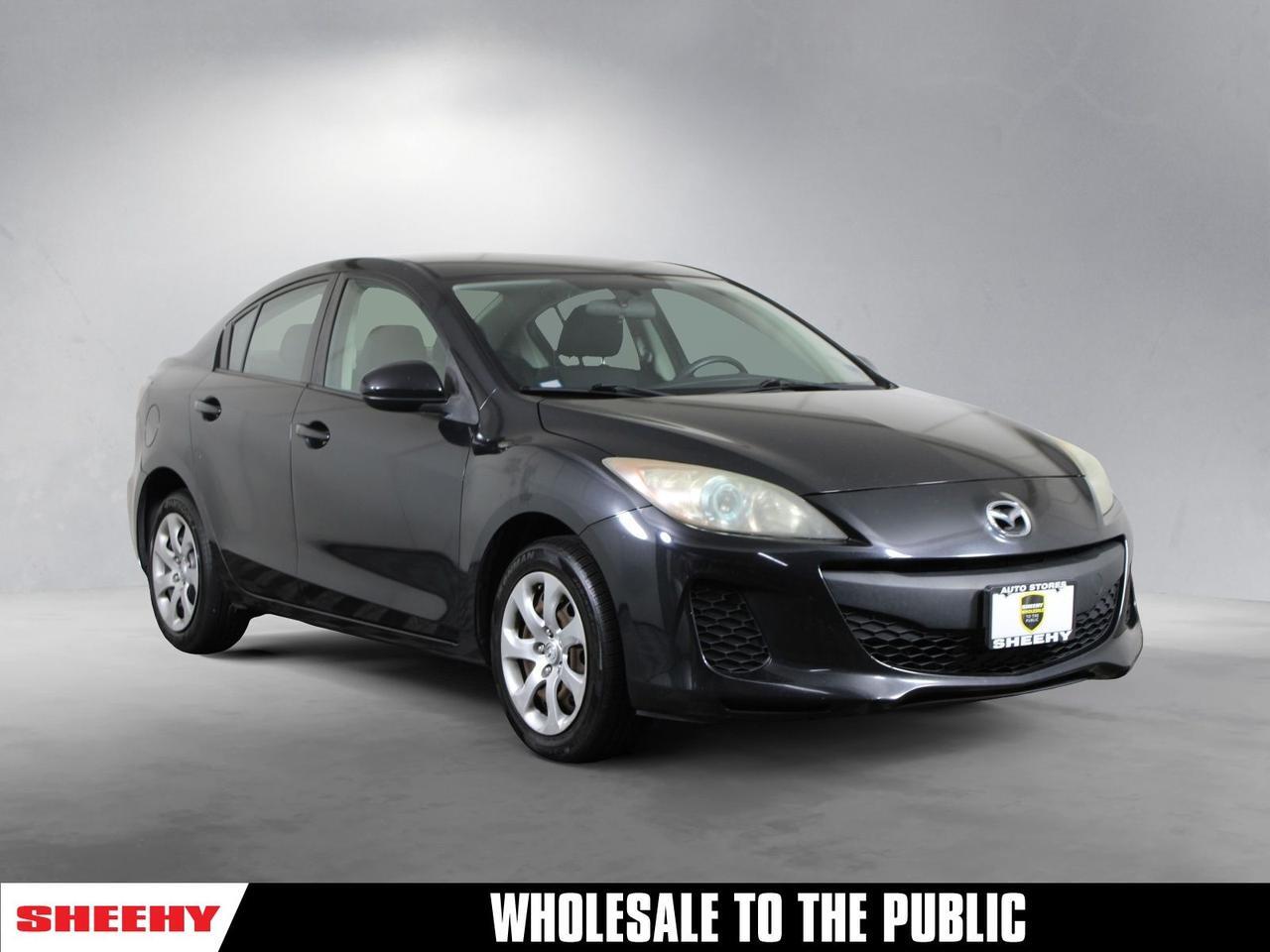 2013 MAZDA Mazda3 i Sport
