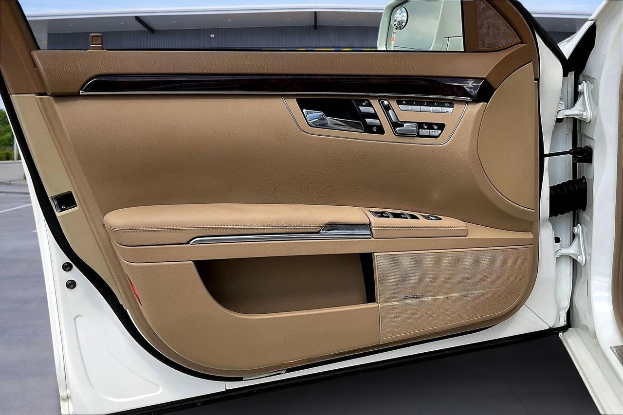 2013 MERCEDES-BENZ S-CLASS S550 4MATIC Houston TX