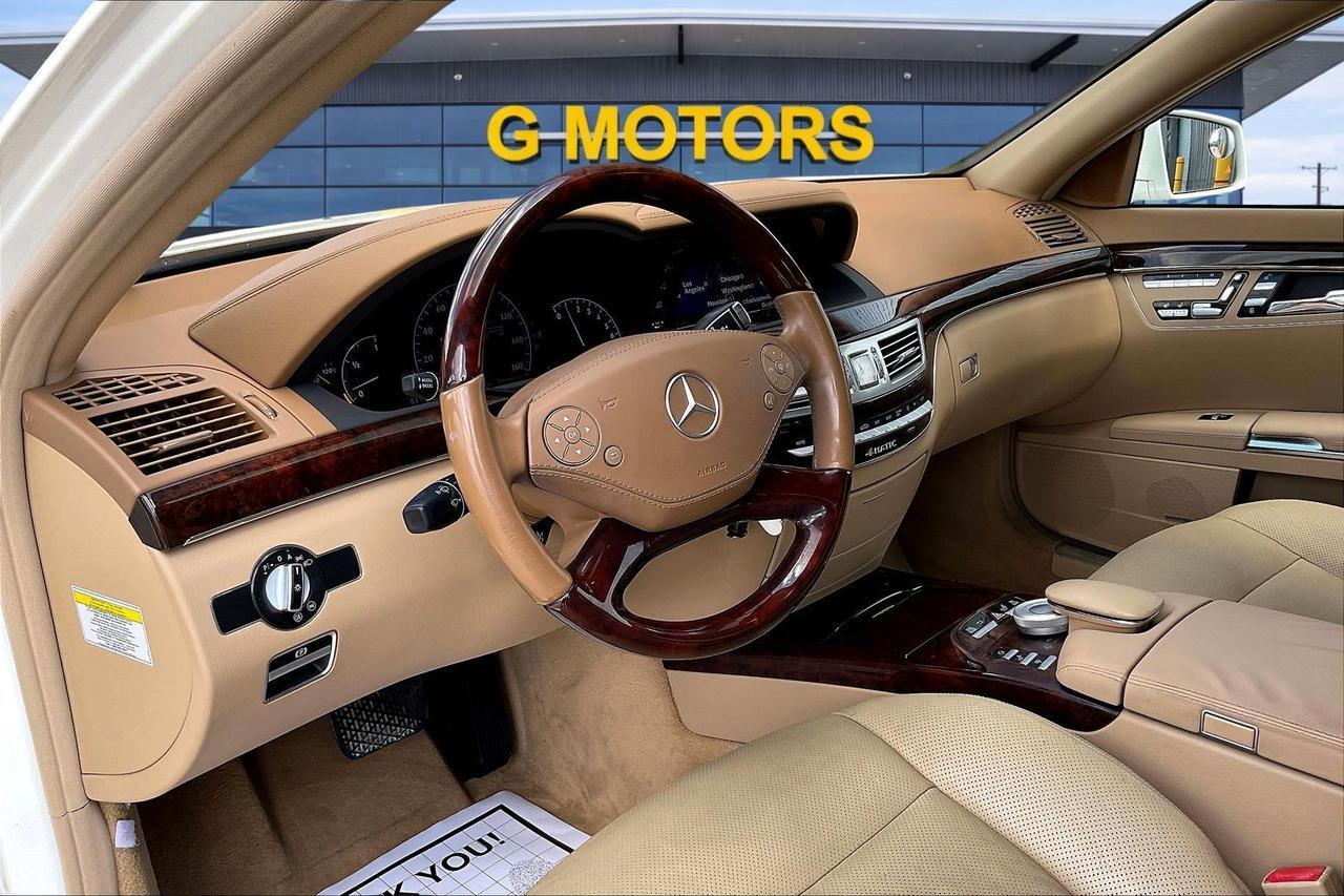 2013 MERCEDES-BENZ S-CLASS S550 4MATIC Houston TX