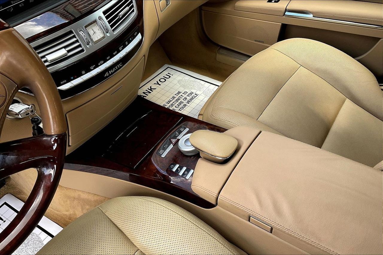 2013 MERCEDES-BENZ S-CLASS S550 4MATIC Houston TX