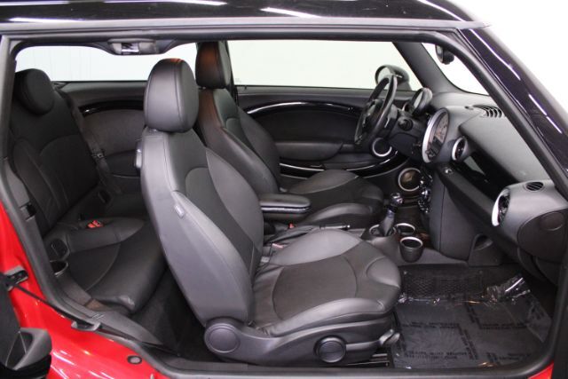 2013 MINI Clubman Cooper S Chantilly VA