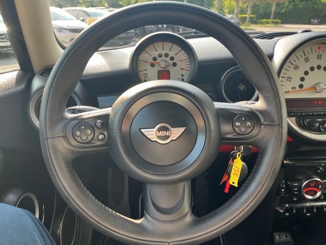 2013 MINI Cooper Base Jacksonville FL