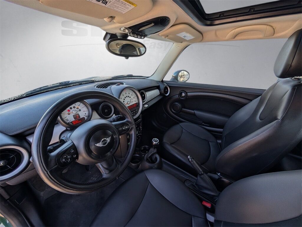 2013 MINI Cooper Base Cockeysville MD