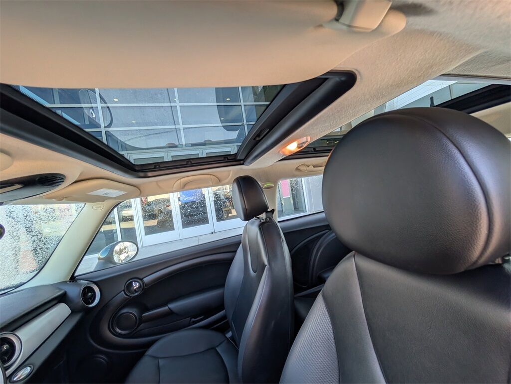 2013 MINI Cooper Base Cockeysville MD