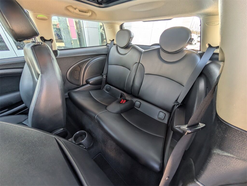 2013 MINI Cooper Base Cockeysville MD