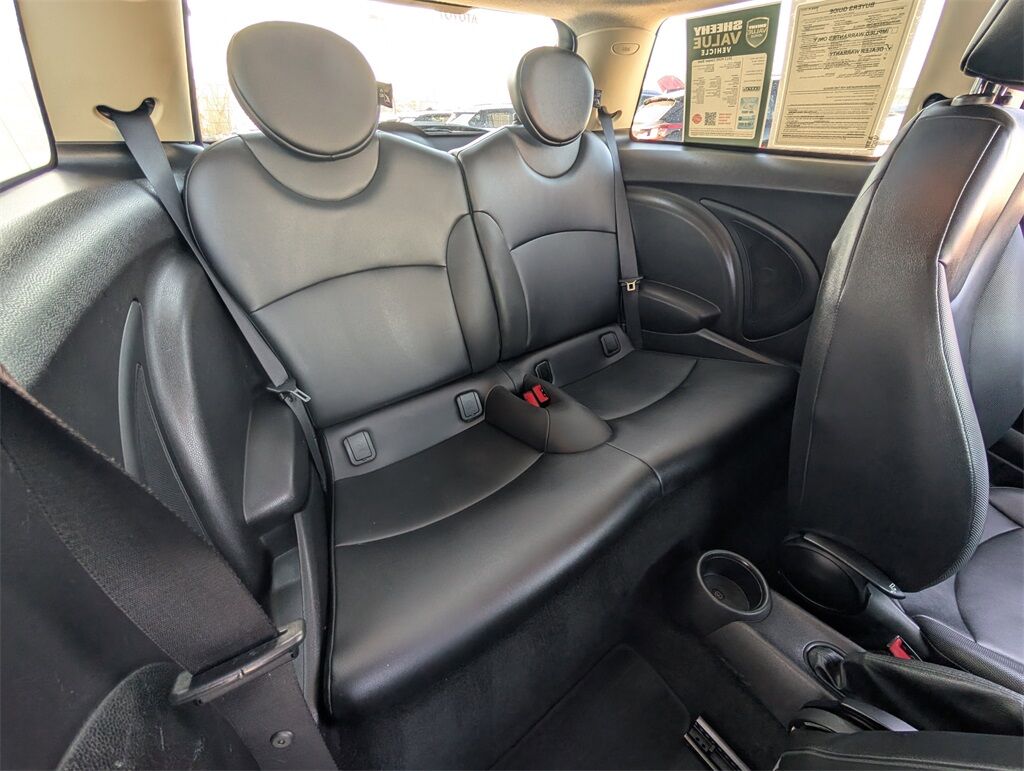 2013 MINI Cooper Base Cockeysville MD