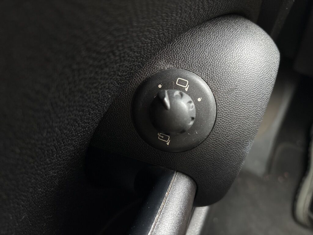 2013 MINI Cooper Base Cockeysville MD