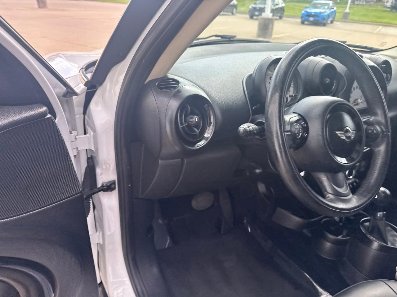 2013 MINI Cooper Countryman Base West Burlington IA
