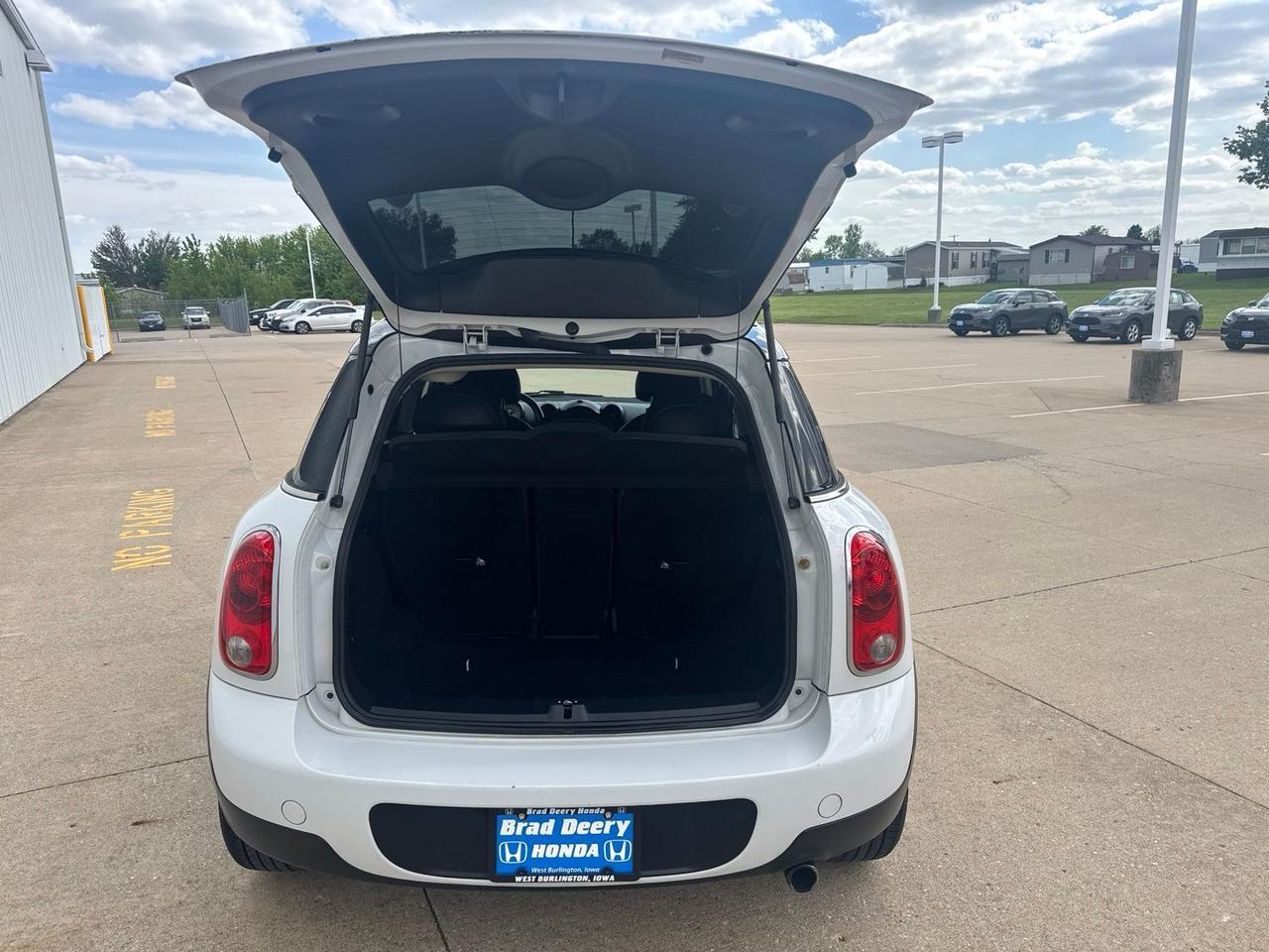 2013 MINI Cooper Countryman Base West Burlington IA